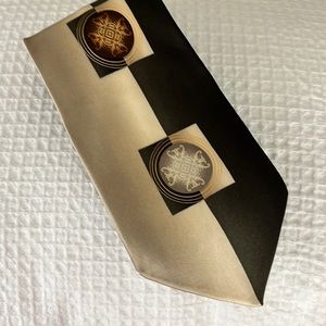 Tie
